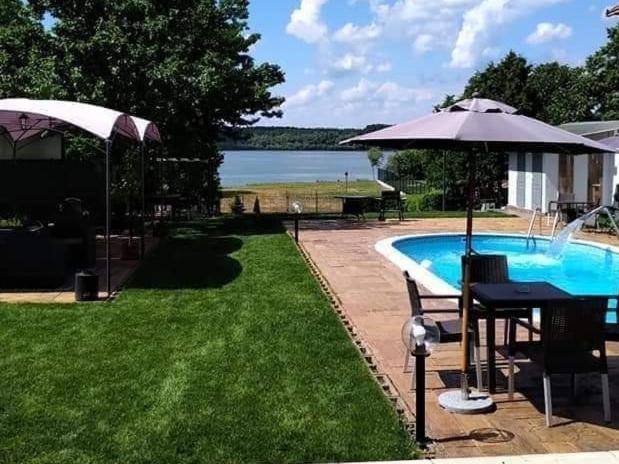 Vila Mila Riverside Apartments Szendrő Kültér fotó