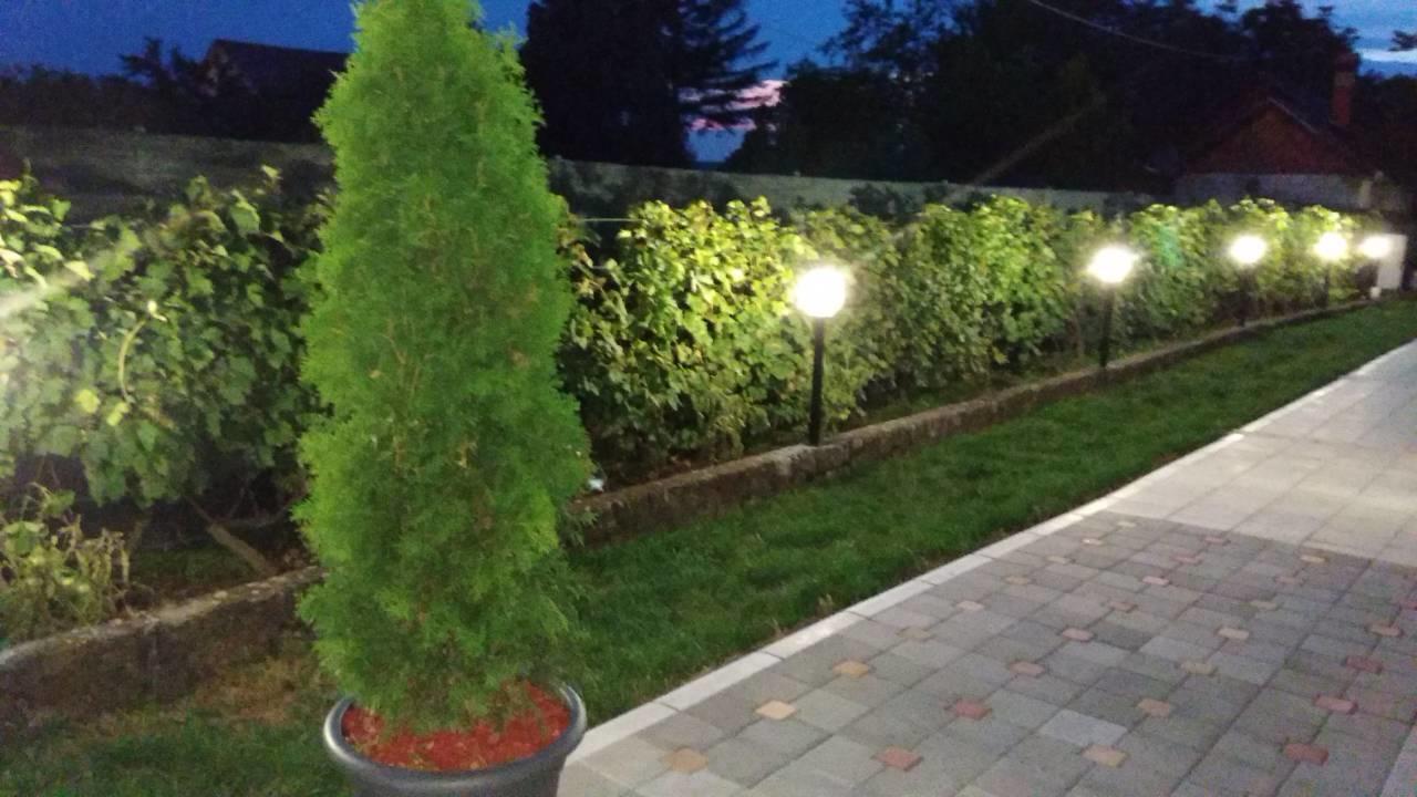 Vila Mila Riverside Apartments Szendrő Kültér fotó