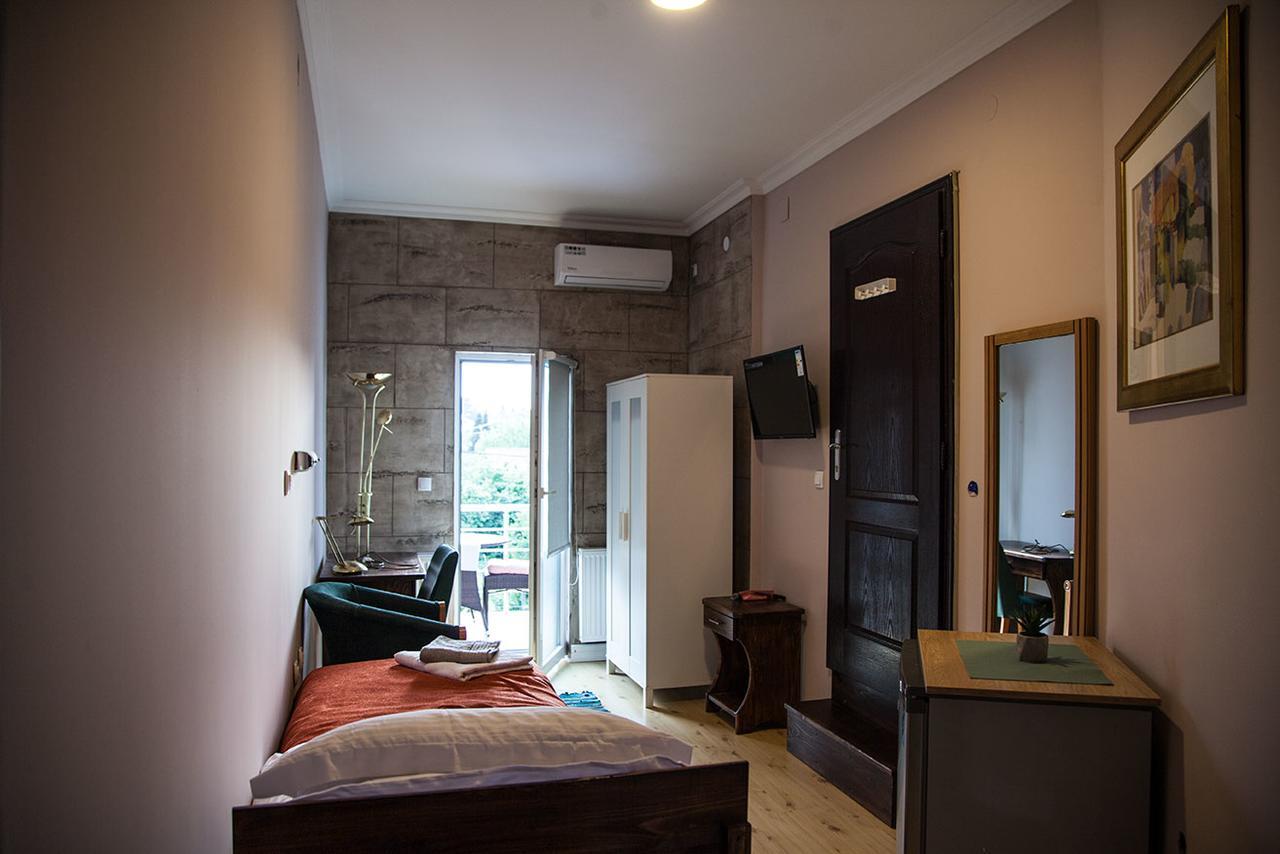 Vila Mila Riverside Apartments Szendrő Kültér fotó