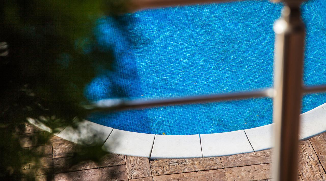 Vila Mila Riverside Apartments Szendrő Kültér fotó