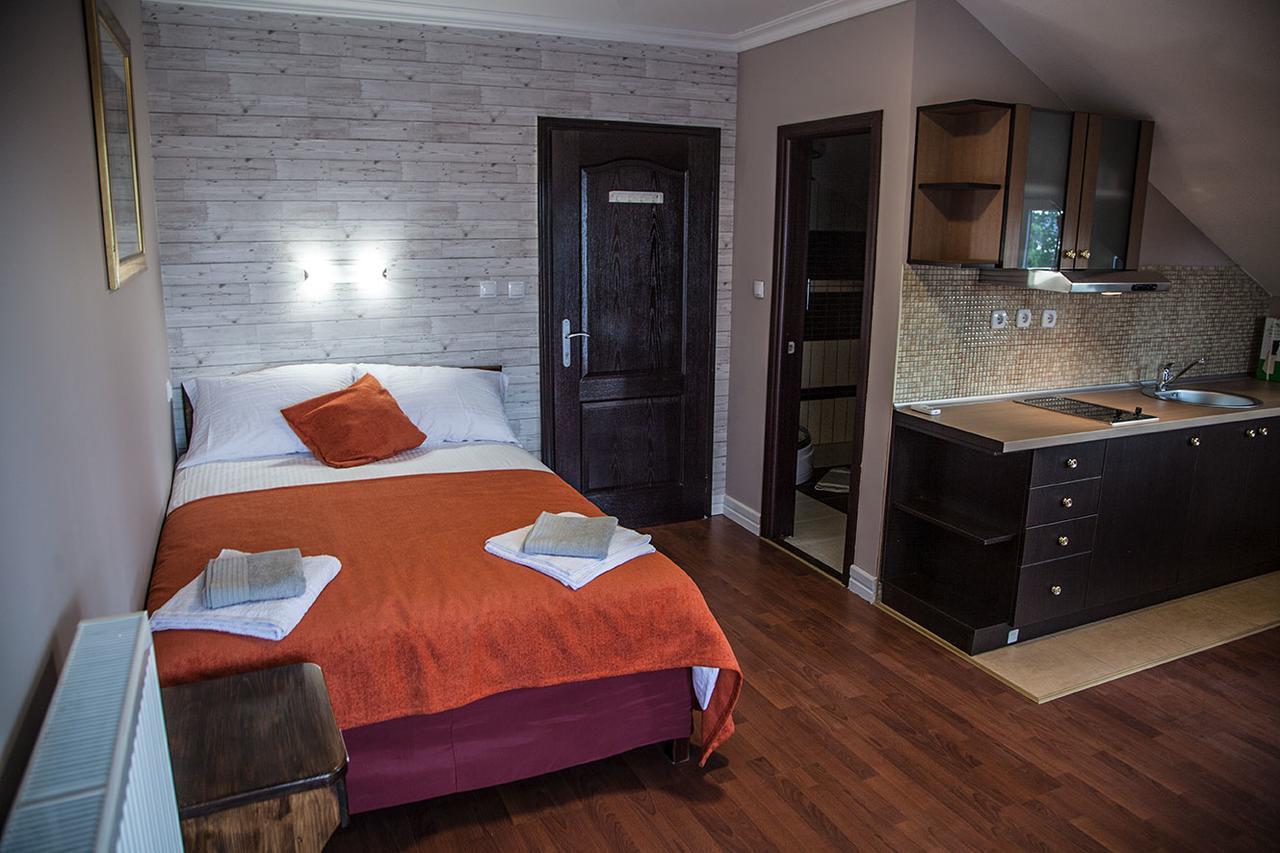 Vila Mila Riverside Apartments Szendrő Kültér fotó