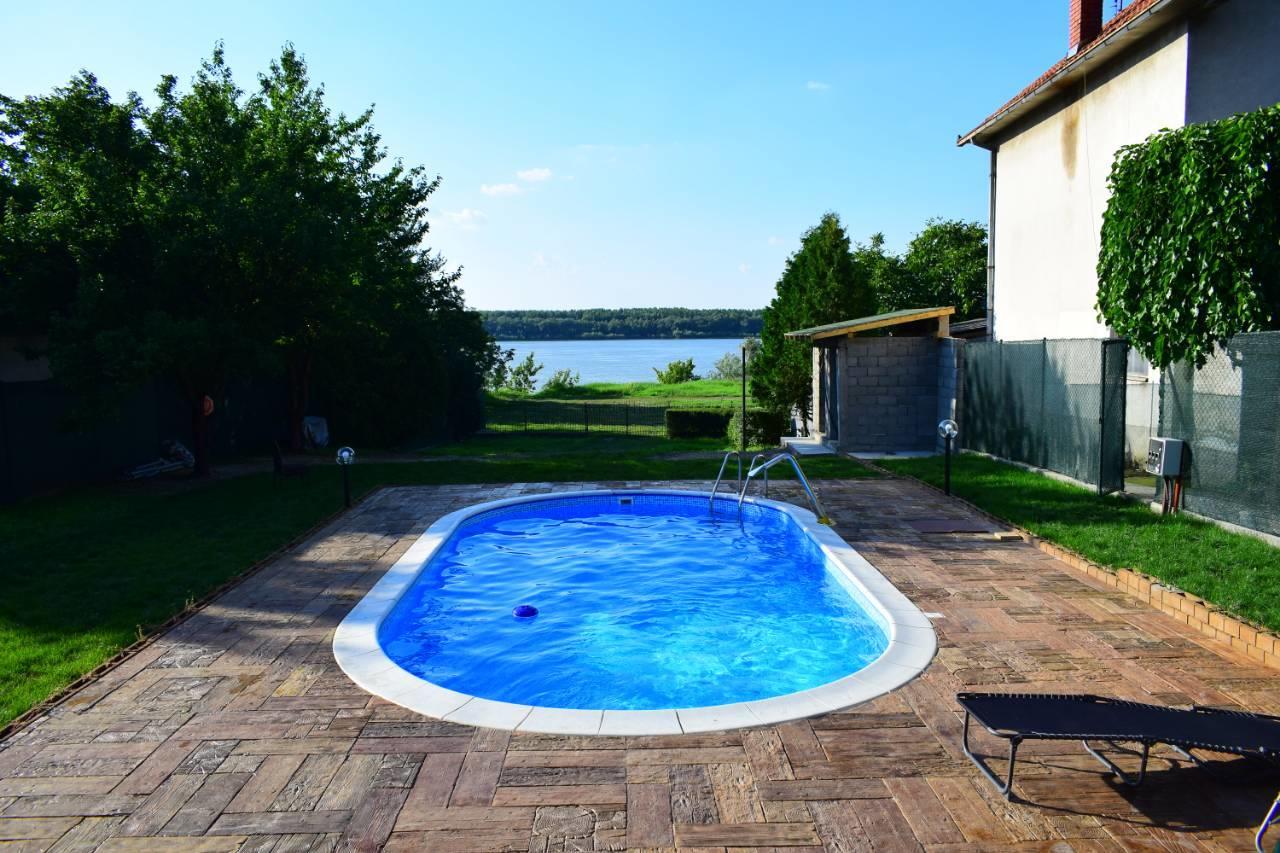 Vila Mila Riverside Apartments Szendrő Kültér fotó