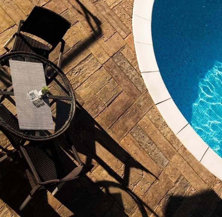 Vila Mila Riverside Apartments Szendrő Kültér fotó